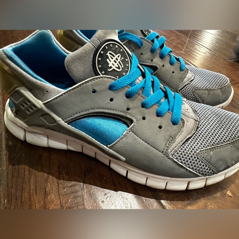 Nike Men's Athletic Shoes in‎ Gray and Teal